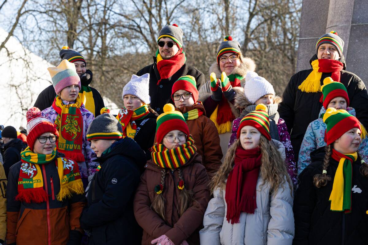 Šventinė Vasario 16-osios jaunimo eisena „Lietuvos valstybės keliu“