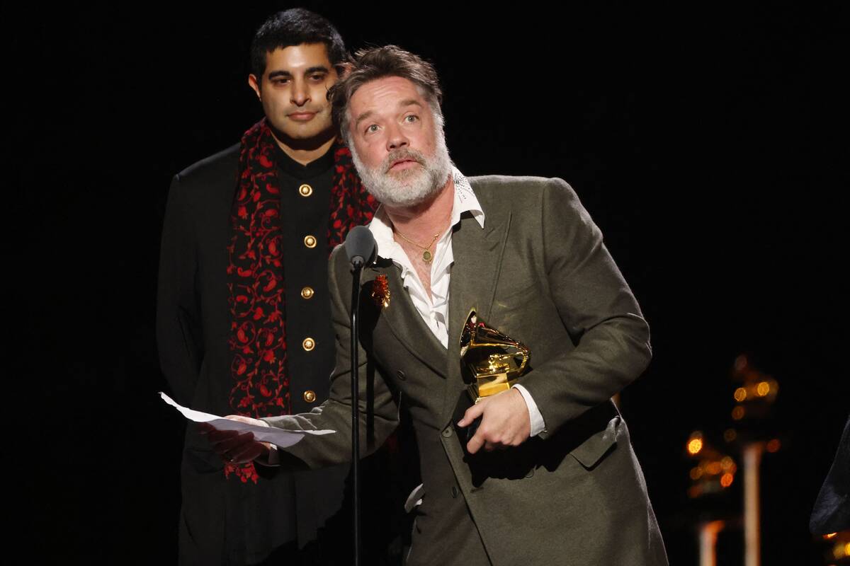 
<span>Tibeto dvasinis lyderis laimėjo „Grammy“ apdovanojimą už audioknygą</span>
