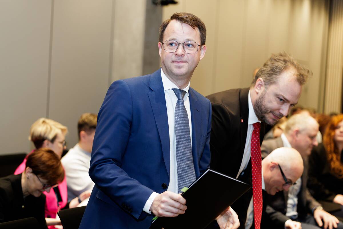 „Via Lietuva“ pasirašė sutartį dėl elektroninės kelių rinkliavos sistemos diegimo 