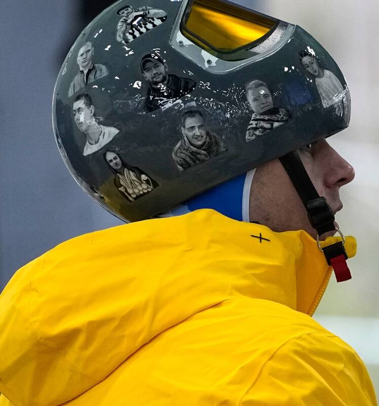 
<span>Ukrainos skeletono lenktynininkas žada žiemos olimpinėse žaidynėse dėvėti draudžiamą šalmą</span>
