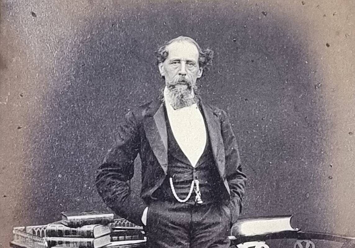 1812 — gimė anglų rašytojas Čarlzas Dikensas.