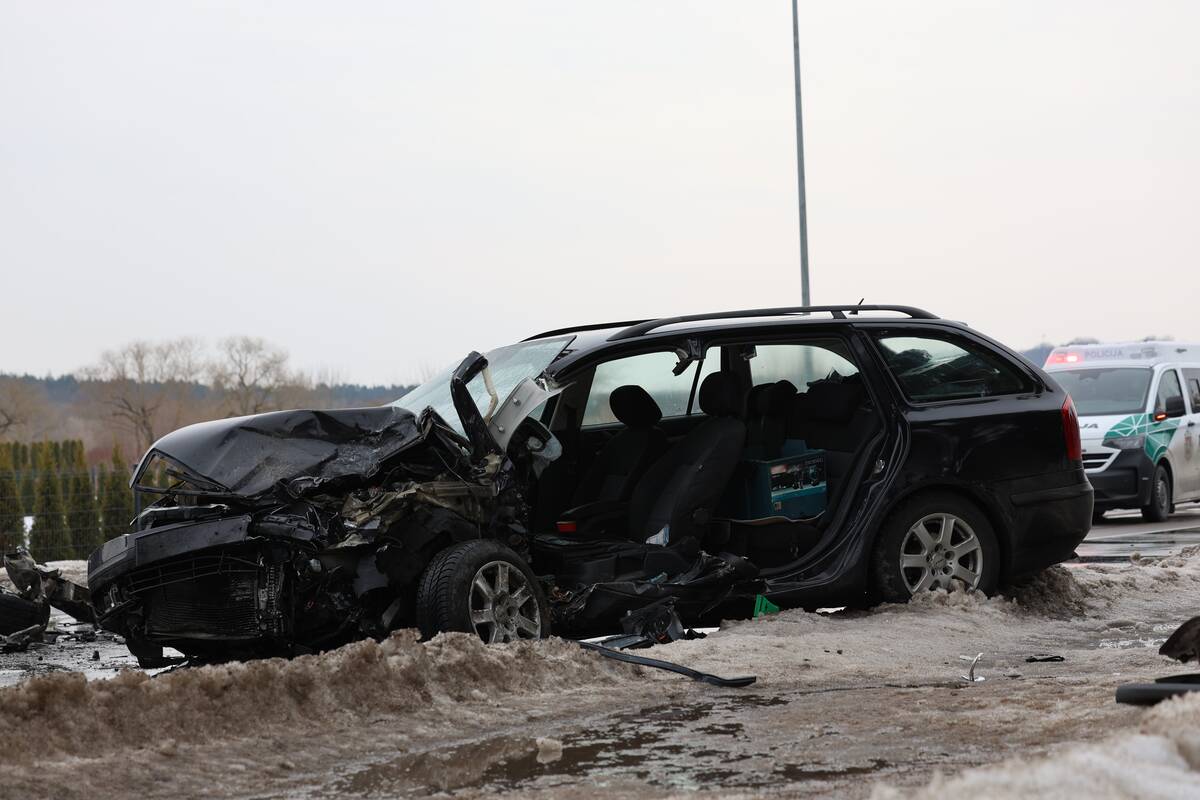 Kelyje link Lapių – didelė avarija