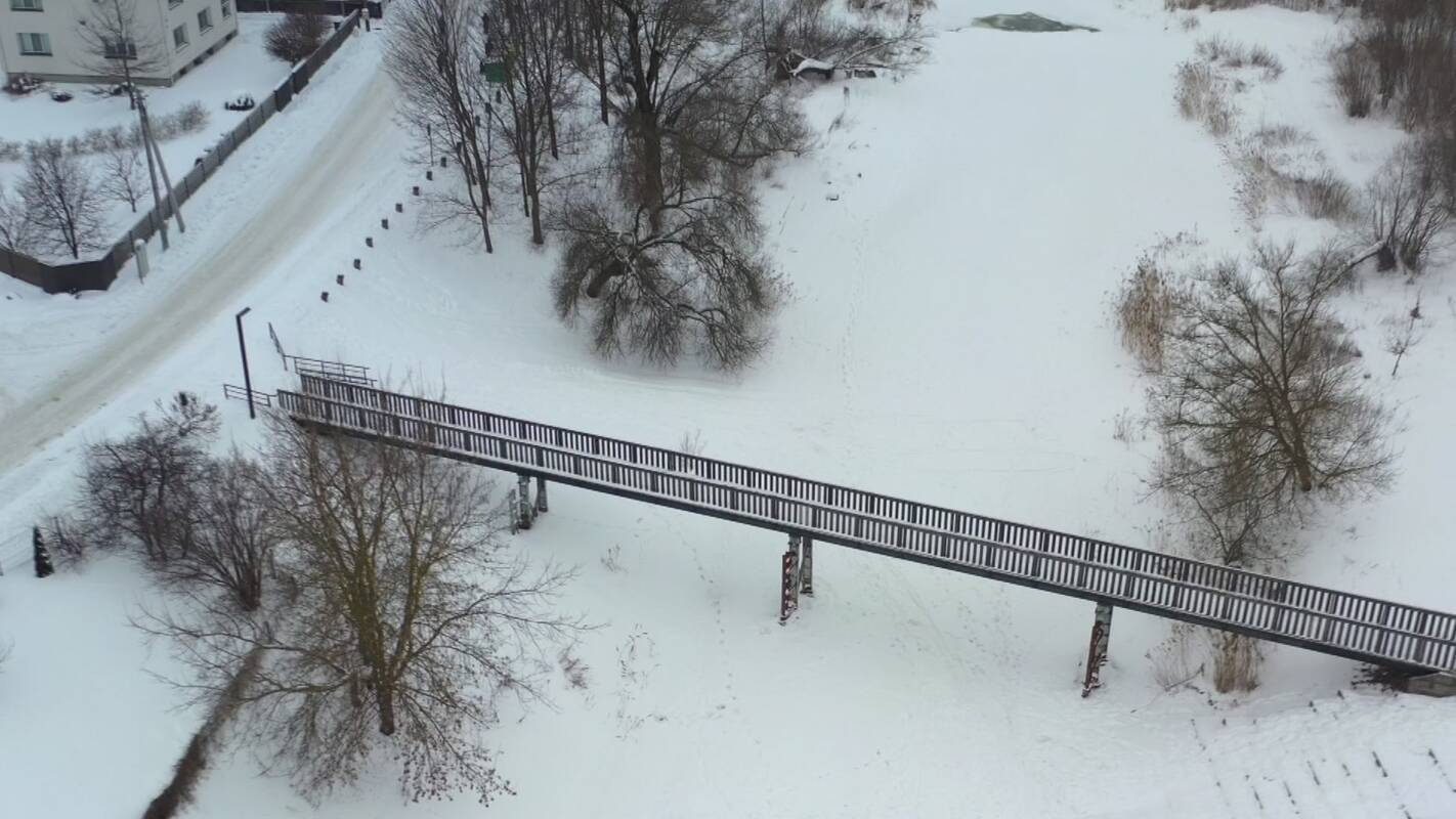 
<span>Praneša dėl potvynio, bet gelbėtis turės patys gyventojai</span>
