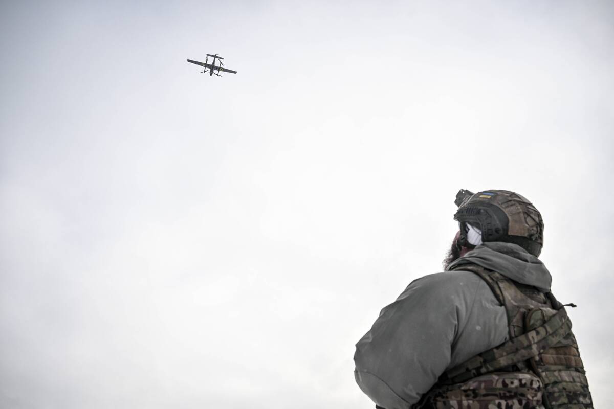 
<span>Ukraina dronais atakavo svarbią pramoninę zoną giliai Rusijoje </span>
