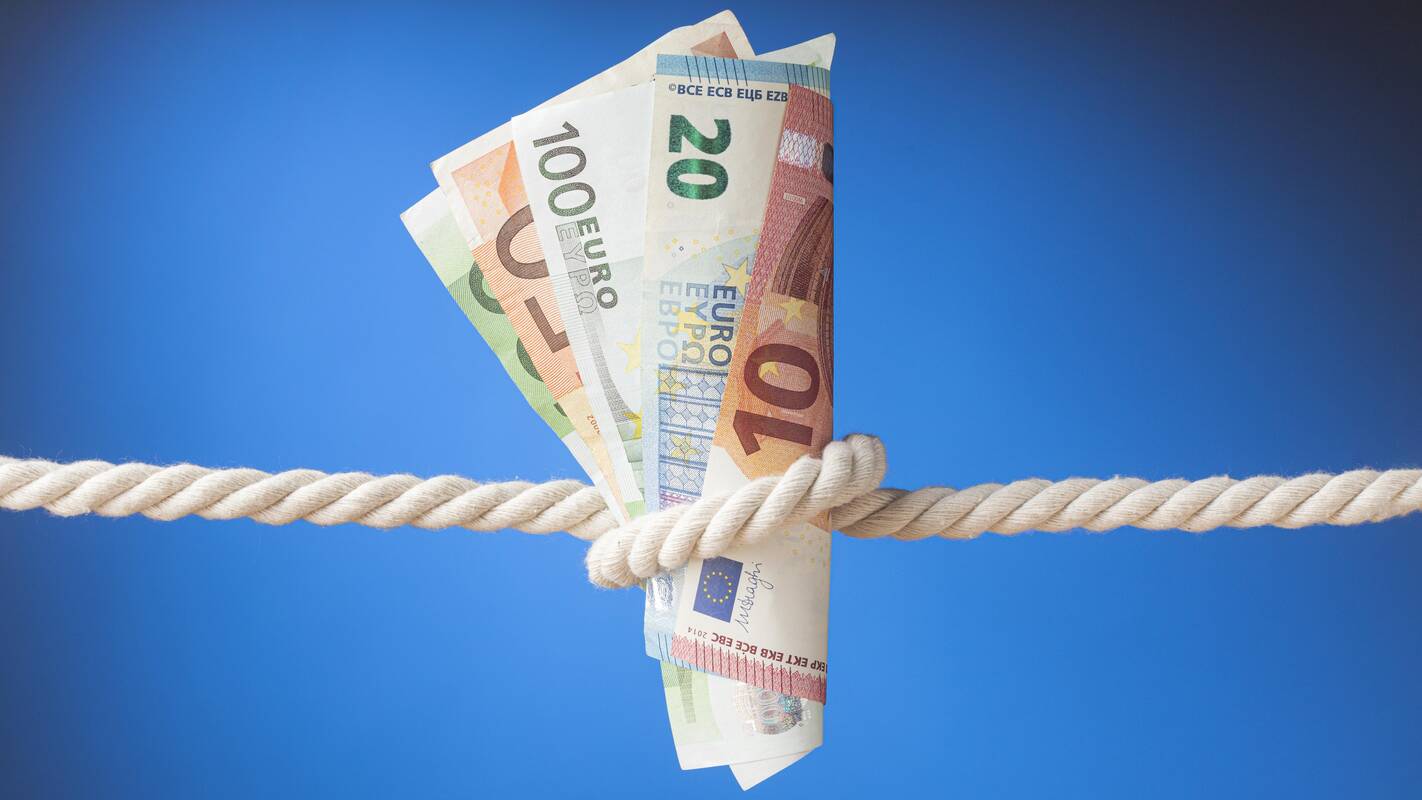 
<span>Sukčiai pralobo: du klaipėdiečiai atidavė daugiau nei 10 tūkst. eurų</span>
