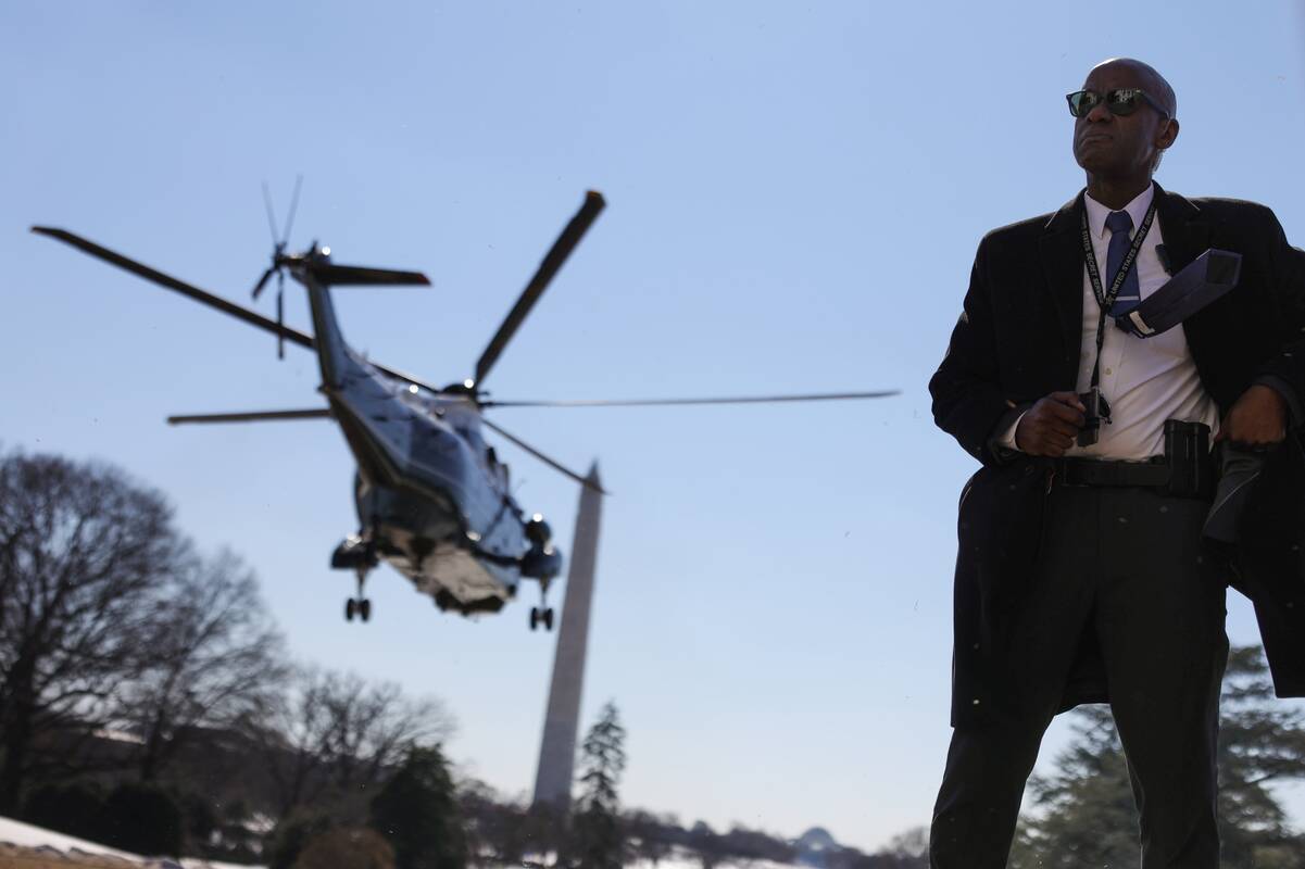 
<span>JAV slaptosios tarnybos pareigūnai nušovė vyrą, bandžiusį patekti į Donaldo Trumpo rezidenciją</span>
