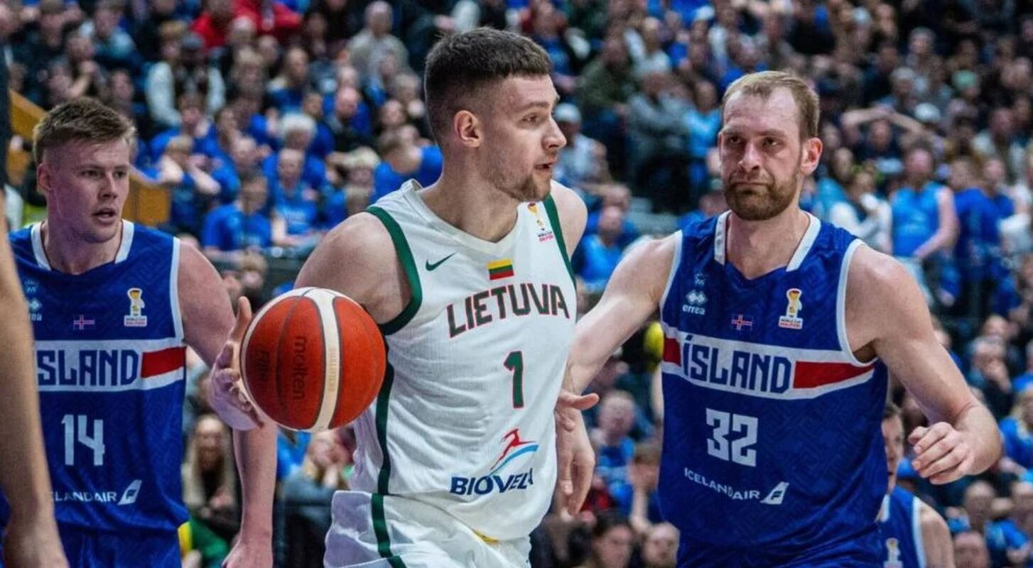 
<span>Reikjavike – Lietuvos krepšinio rinktinės pralaimėjimas paskutinę sekundę</span>
