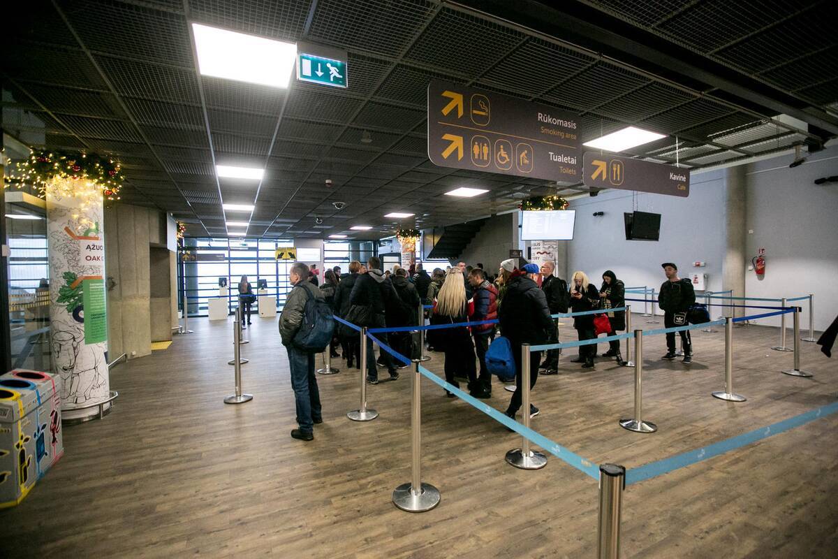 
<span>Į Kauno oro uostą skubėjo pareigūnai</span>
