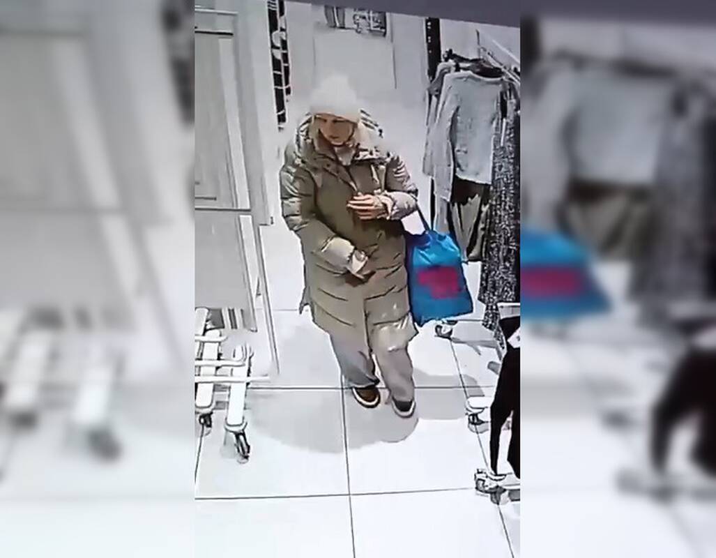 
<span>Alytaus policininkai aiškinasi, kas iš parduotuvės pasisavino prekes</span>
