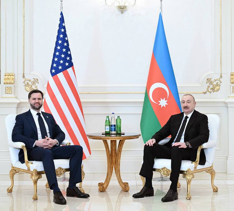  J. D. Vance ir Ilhamas Alijevas