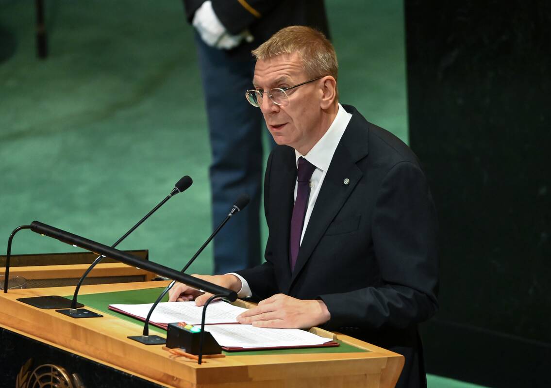
<span>Latvijos prezidentas: Epsteino bylas turėtų tirti šalies teisėsaugos institucijos</span>
