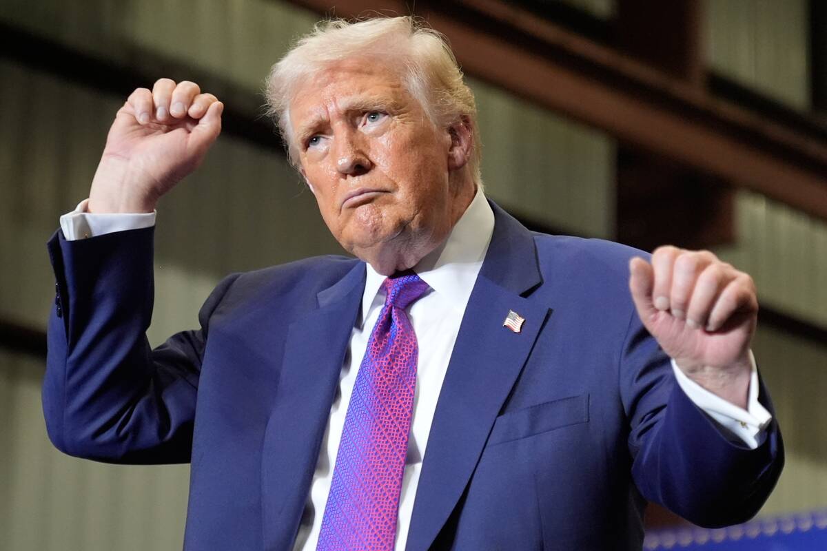 
<span>Trumpas įsakė paviešinti visą informaciją apie NSO ir ateivius</span>
