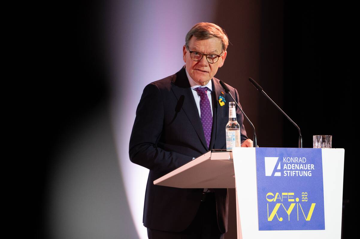
<span>Wadephulas apie galimą dialogą su Putinu: nenuolaidžiausime</span>
