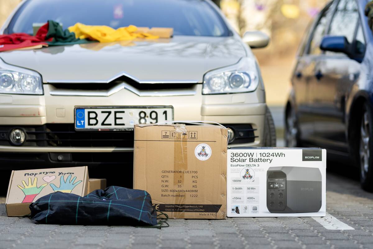 Automobilių ir kitų pagalbos priemonių perdavimas Ukrainai