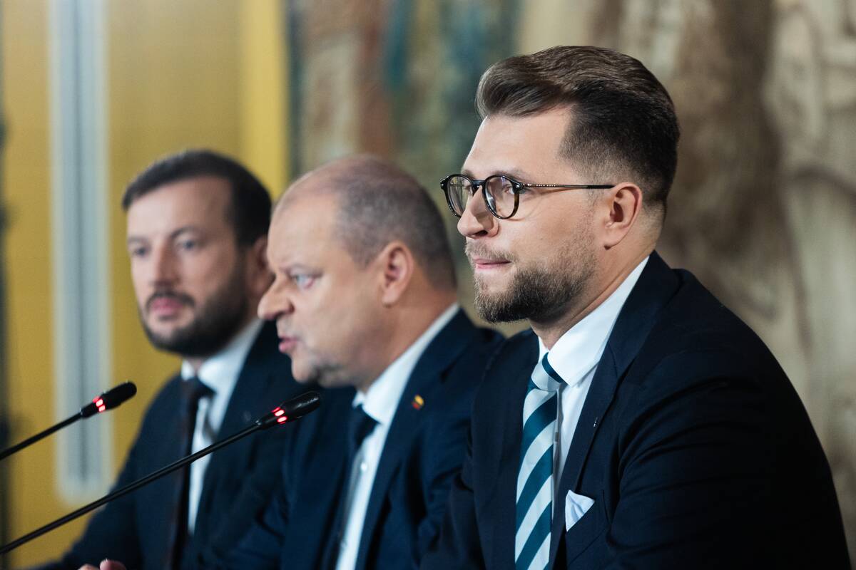 
<span>Lukas Savickas: visa tai jau sukūrė tam tikrą žalą</span>
