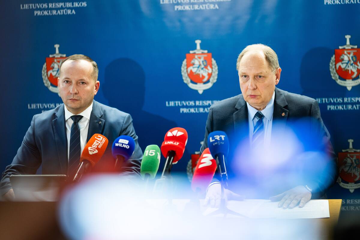 Spaudos konferencija generalinėje prokuratūroje – užsidegančių siuntų tyrimas