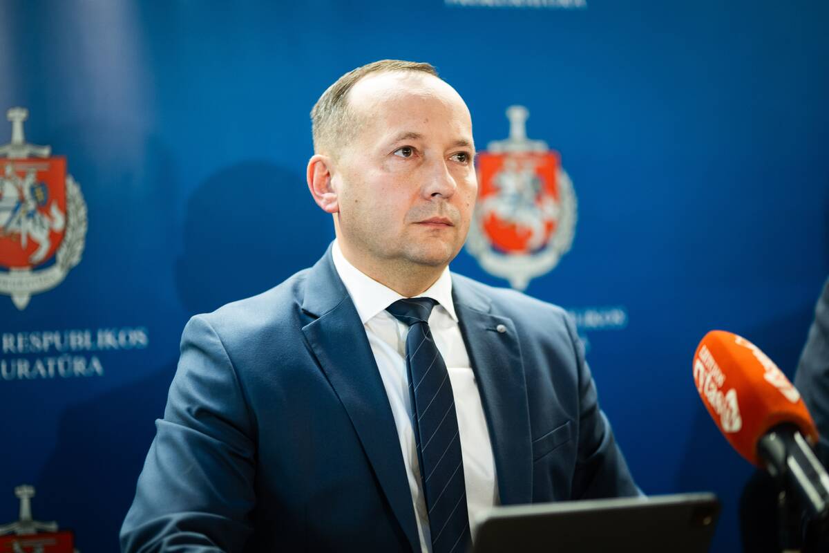 Spaudos konferencija generalinėje prokuratūroje – užsidegančių siuntų tyrimas