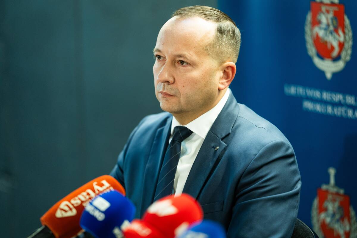 Spaudos konferencija generalinėje prokuratūroje – užsidegančių siuntų tyrimas