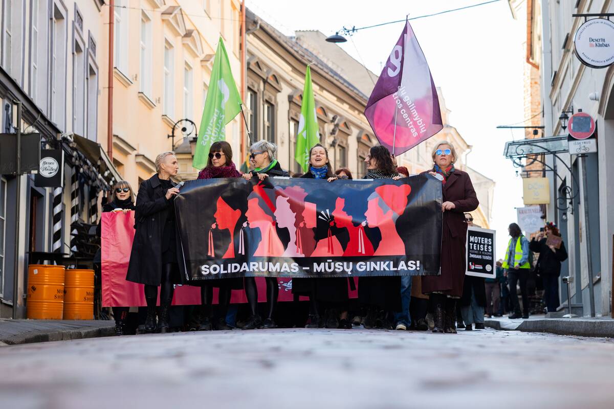 Dešimtosios Tarptautinės moterų solidarumo dienos eitynės