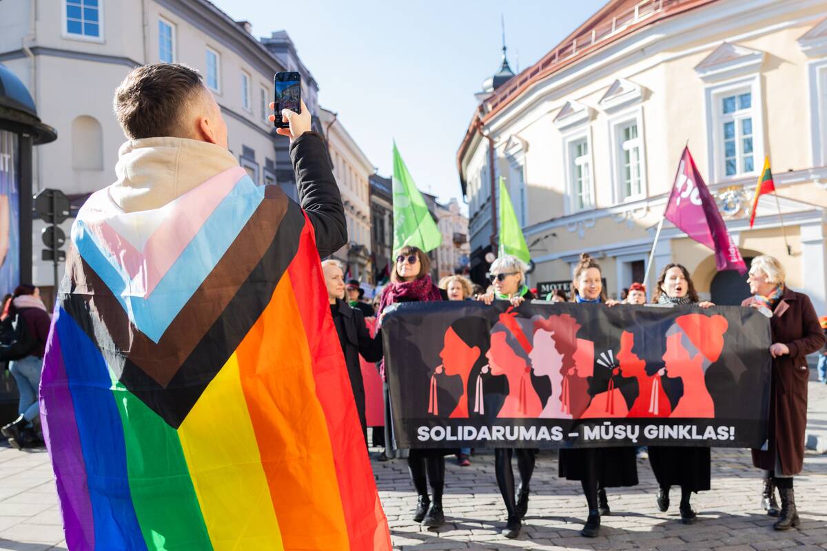 Dešimtosios Tarptautinės moterų solidarumo dienos eitynės