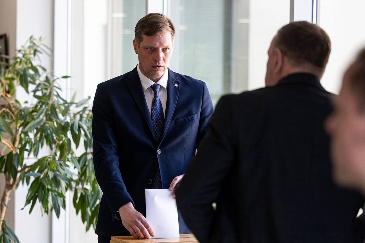 Balsavimas dėl nepasitikėjimo Seimo pirmininku Juozu Oleku