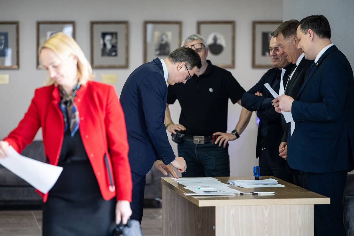 Balsavimas dėl nepasitikėjimo Seimo pirmininku Juozu Oleku