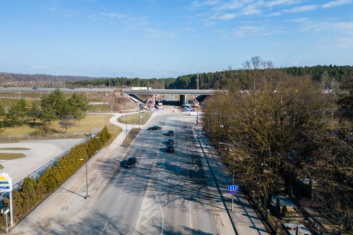 Nugriautas viadukas virš Jonavos gatvės Kaune