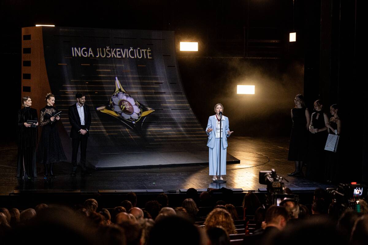 „Auksinių scenos kryžių“ apdovanojimai