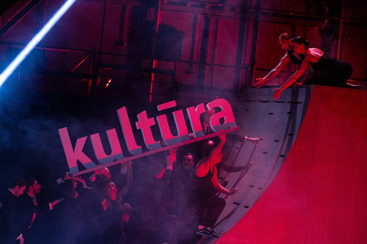 „Auksinių scenos kryžių“ apdovanojimai