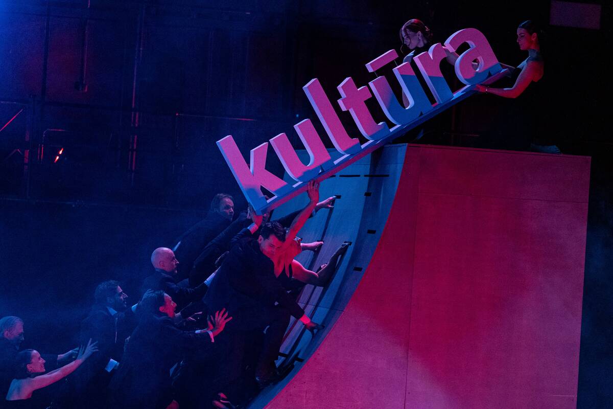 „Auksinių scenos kryžių“ apdovanojimai