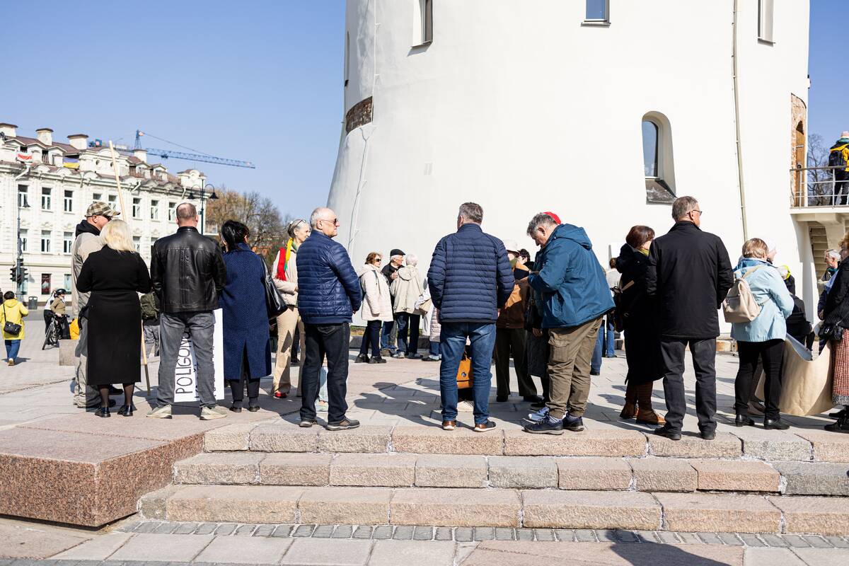 Sąjūdžio „Už Lietuvos miškus“ mitingas prieš Kapčiamiesčio poligoną