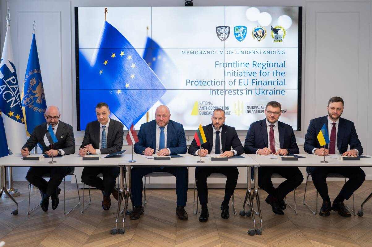 
<span>Kuriama regioninė antikorupcinė platforma Ukrainos atstatymo lėšų apsaugai</span>
