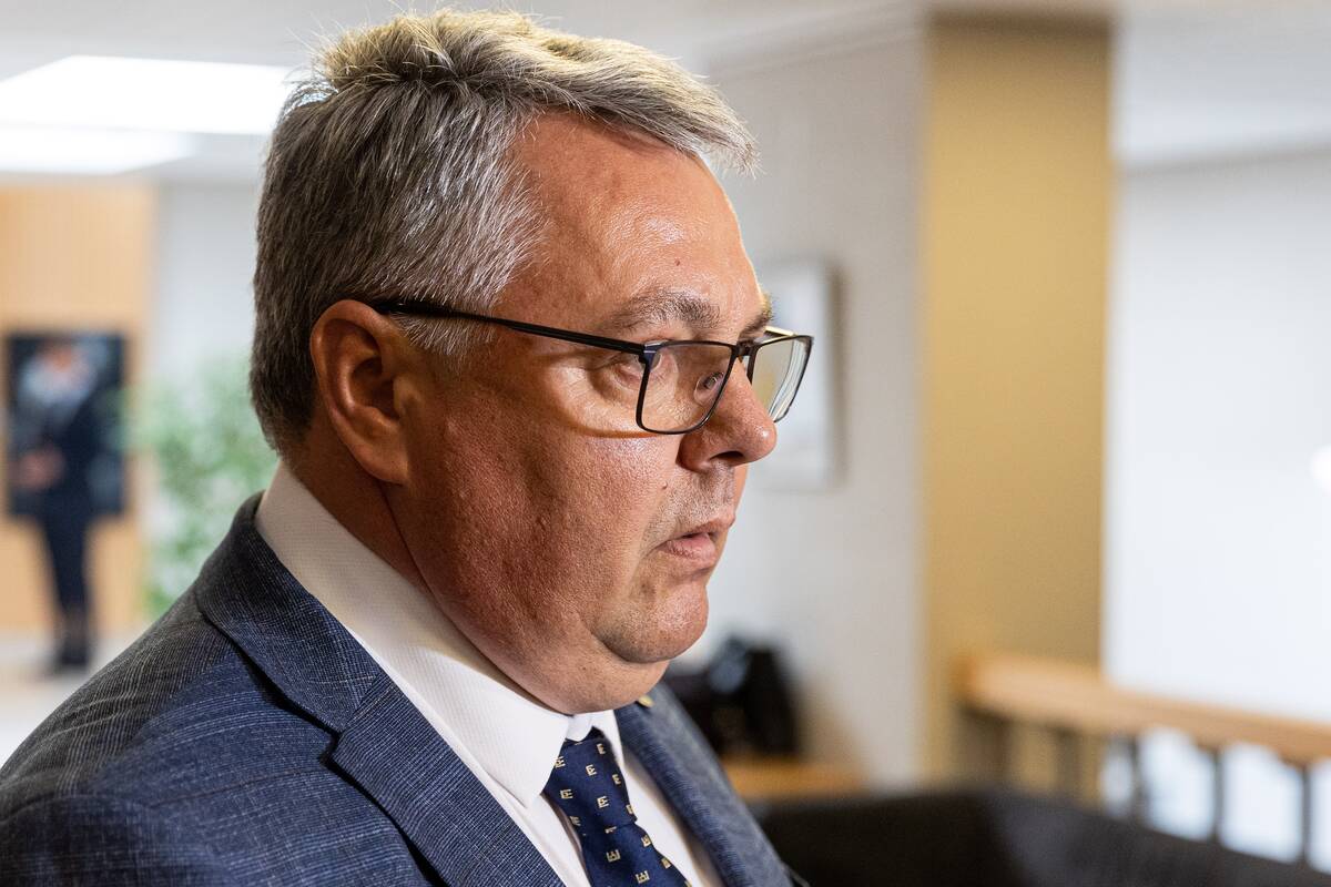 
<span>„Čekiukų“ byloje Pagėgių meras Vaidas Bendaravičius pagal laidavimą atleistas nuo atsakomybės</span>

