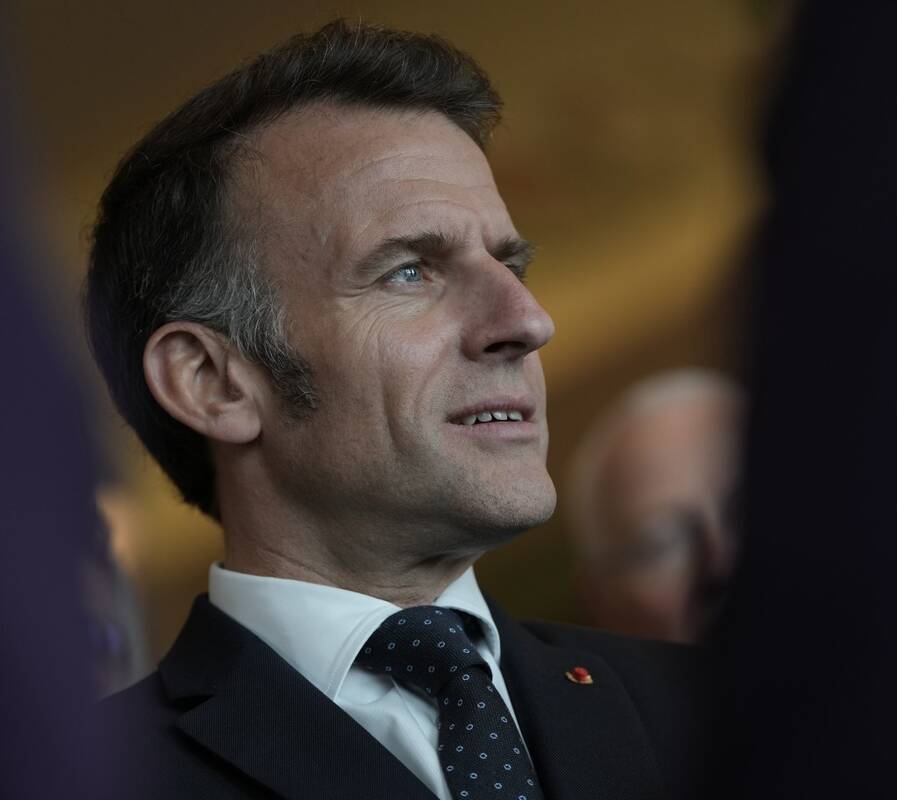  Emmanuelis Macronas