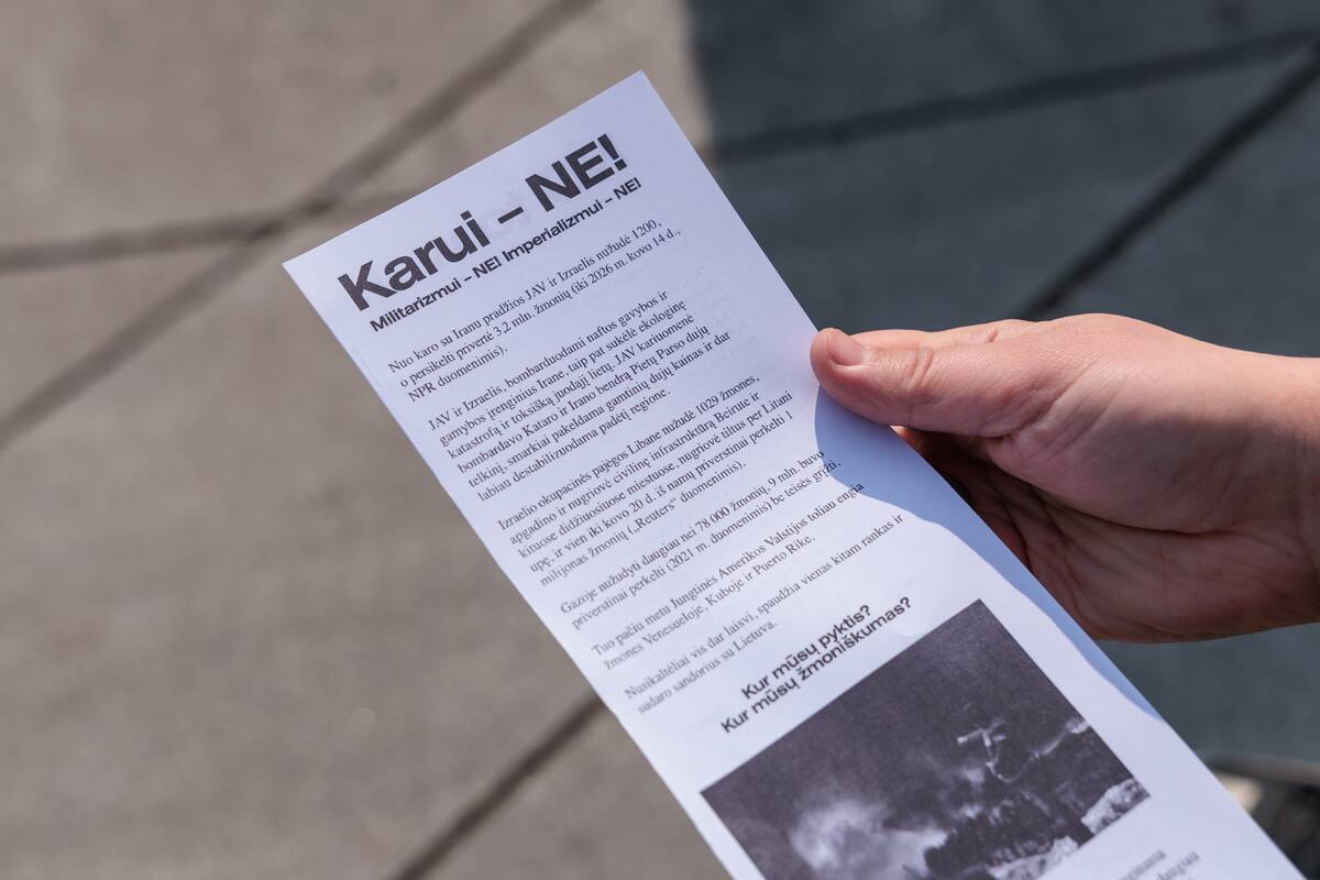 Kaune surengta protesto akcija „Karui – NE!“