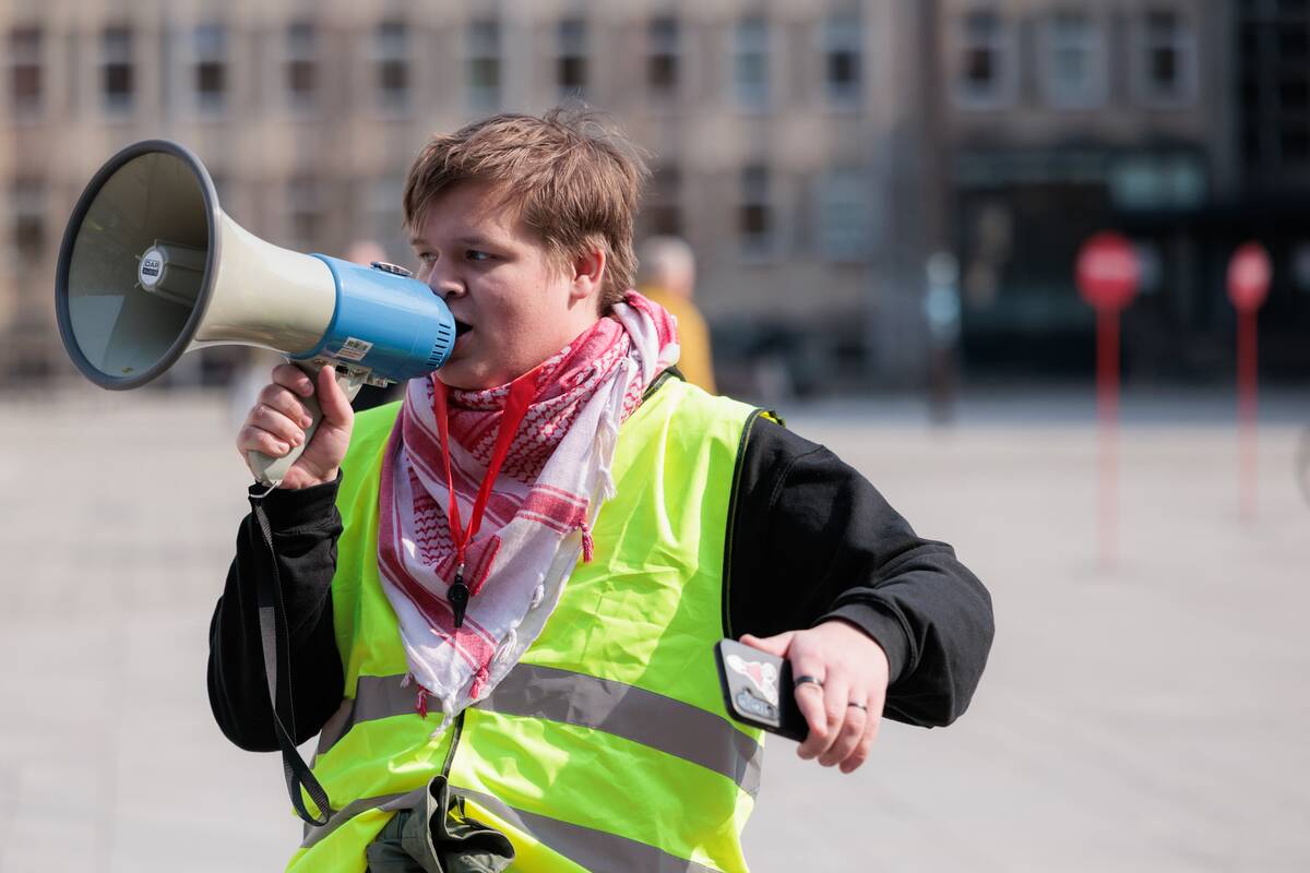 Kaune surengta protesto akcija „Karui – NE!“
