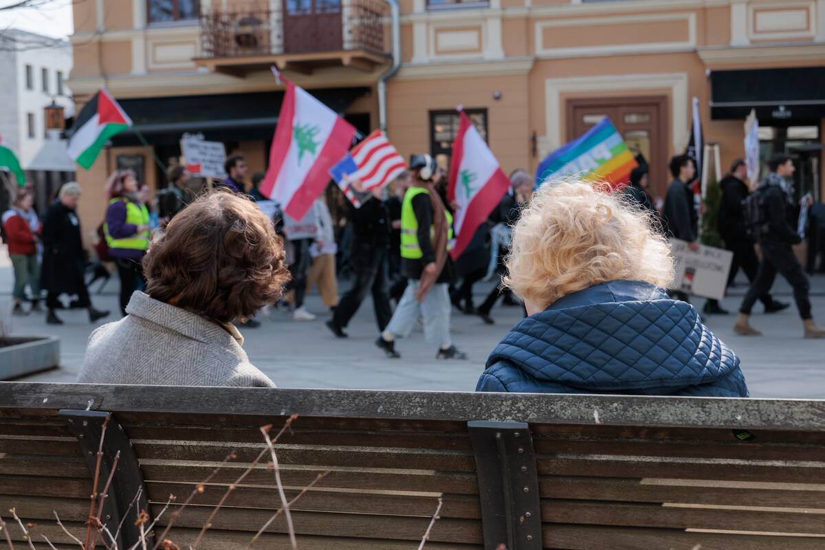 Kaune surengta protesto akcija „Karui – NE!“