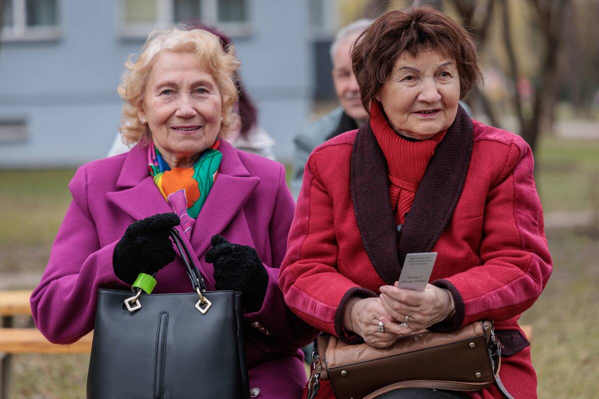 Dainavos seniūnija papuošė velykinį medį