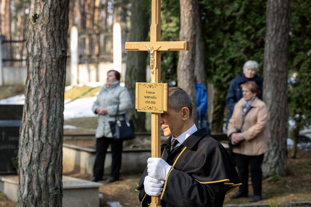Česlovo Norvaišos laidotuvės