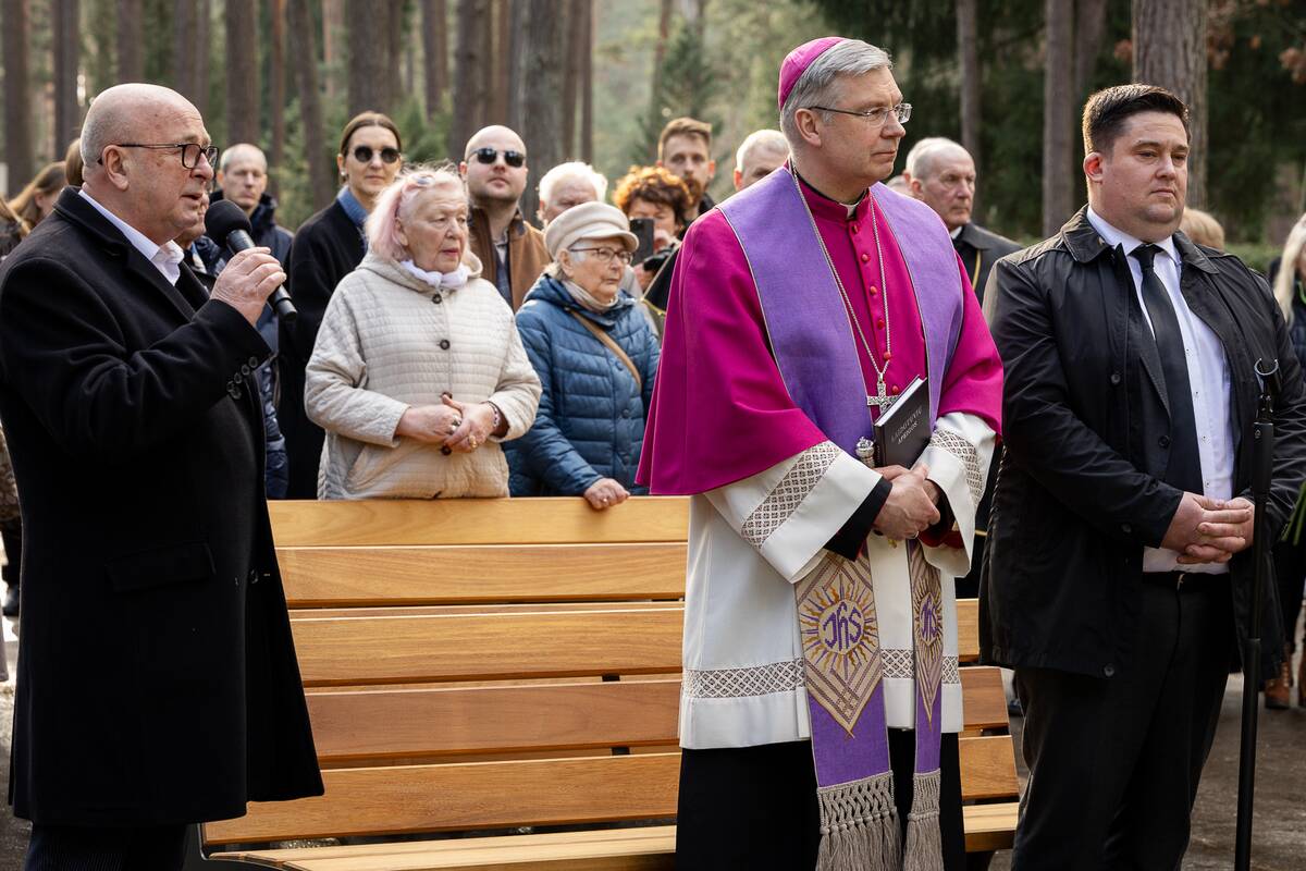 Česlovo Norvaišos laidotuvės