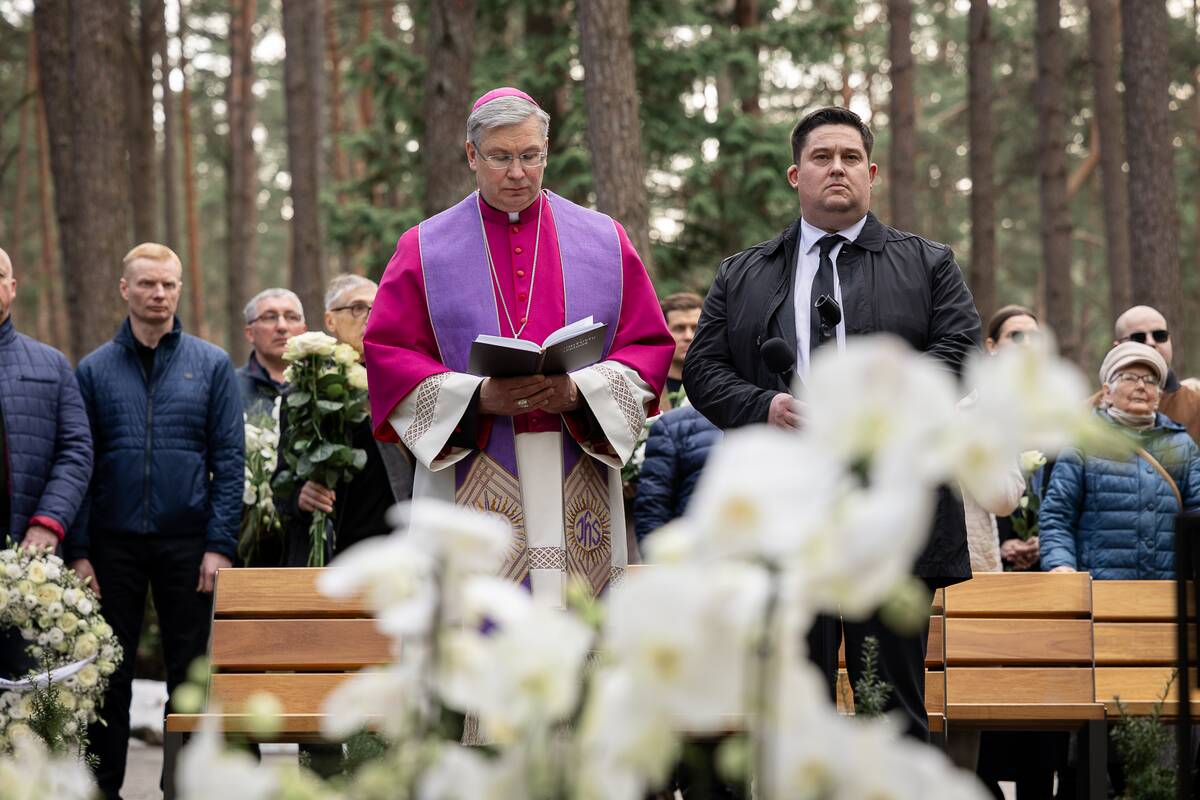 Česlovo Norvaišos laidotuvės