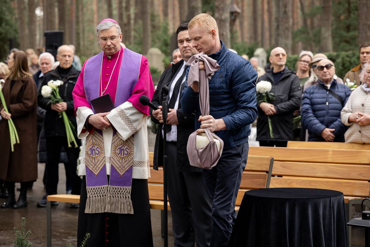 Česlovo Norvaišos laidotuvės