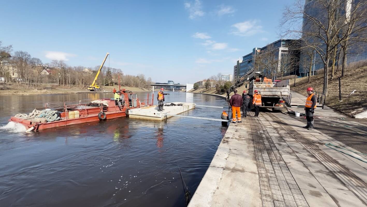 
<span>Vilnius ruošiasi antram laivybos sezonui</span>
