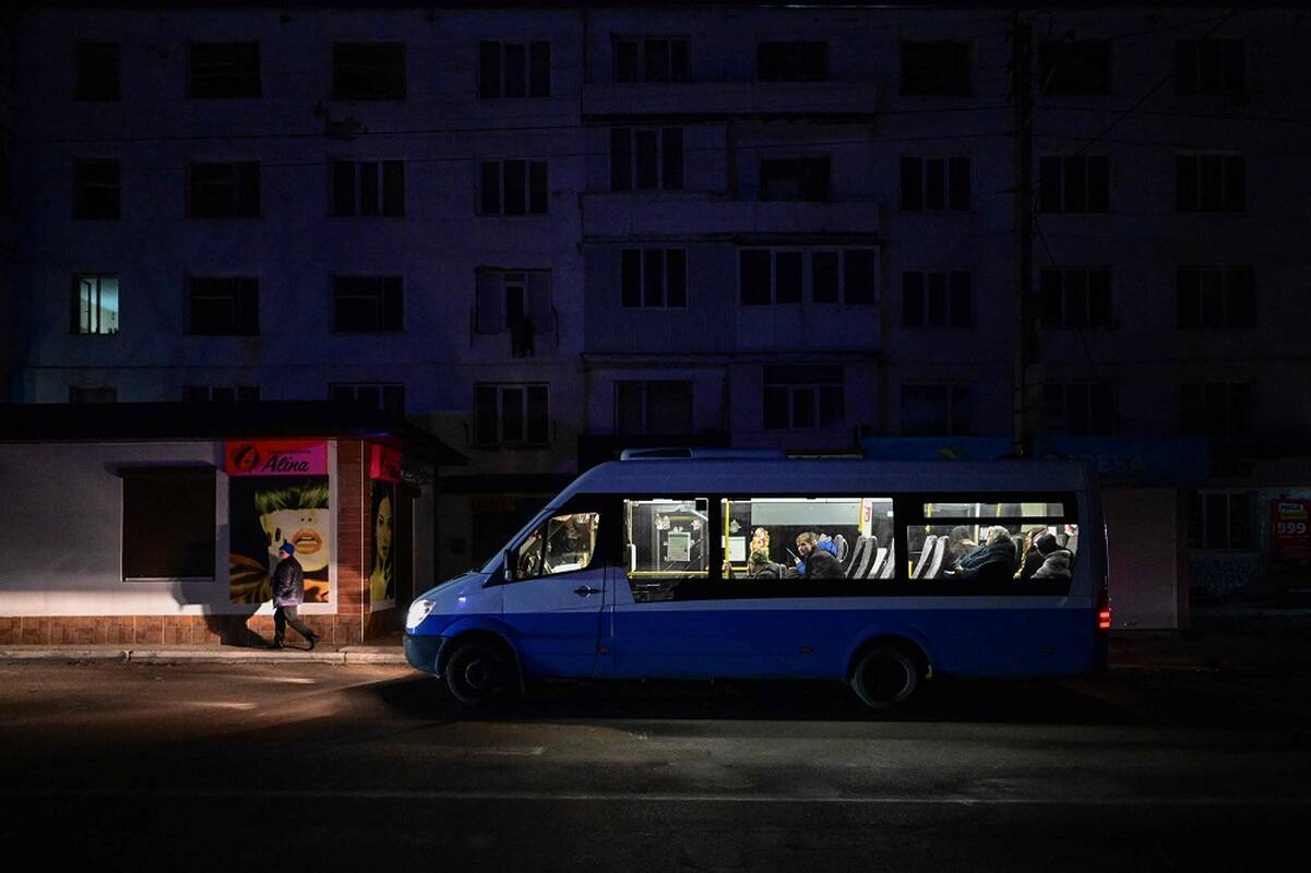 
<span>Moldovoje dėl Rusijos smūgių Ukrainoje atjungta viena iš elektros linijų su Europa</span>
