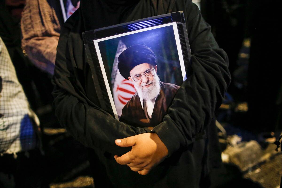 
<span>Khamenei sūnėnas: kaip ir dauguma iraniečių, aš esu laimingas</span>
