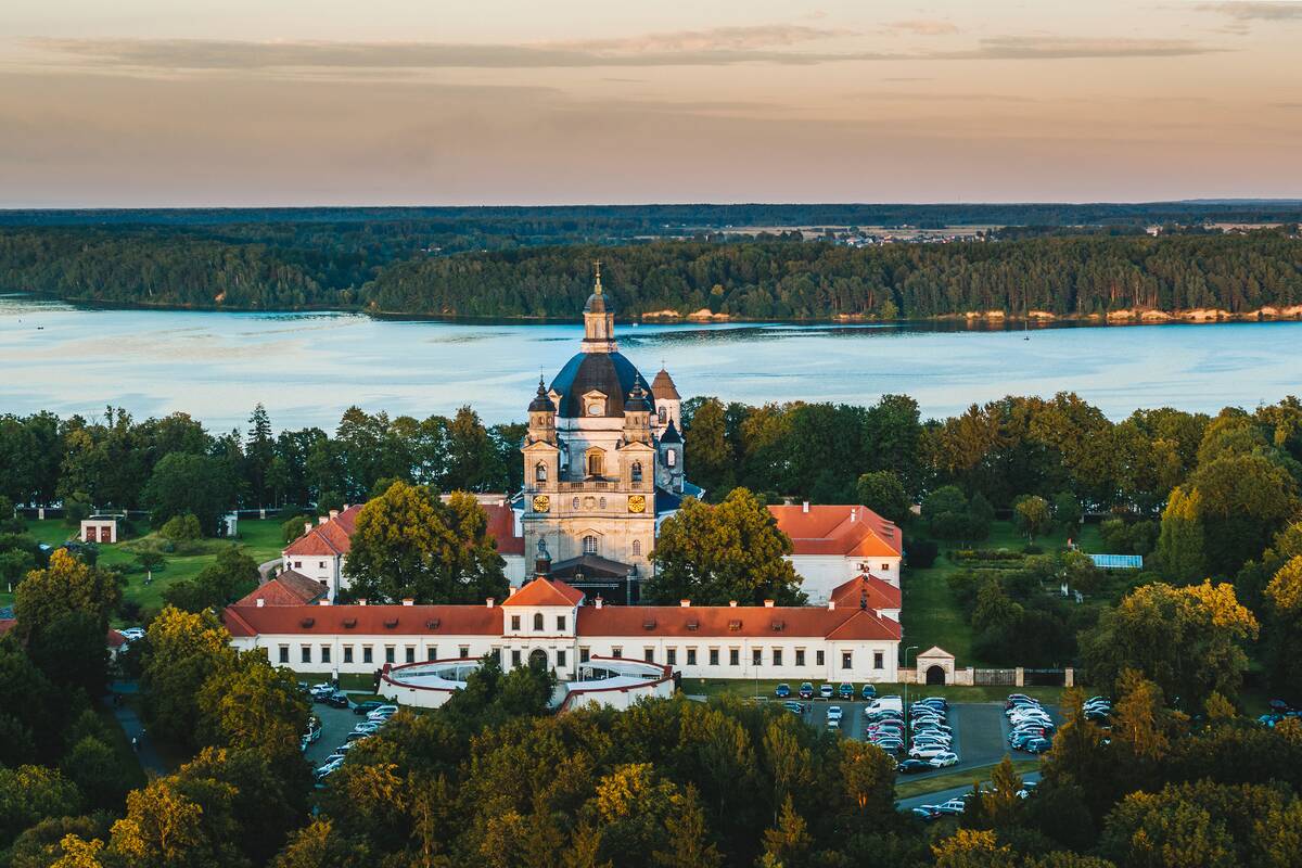 
<span>Planuojama atnaujinti Pažaislio istorines erdves: investicijos sieks 1,6 mln. eurų</span>
