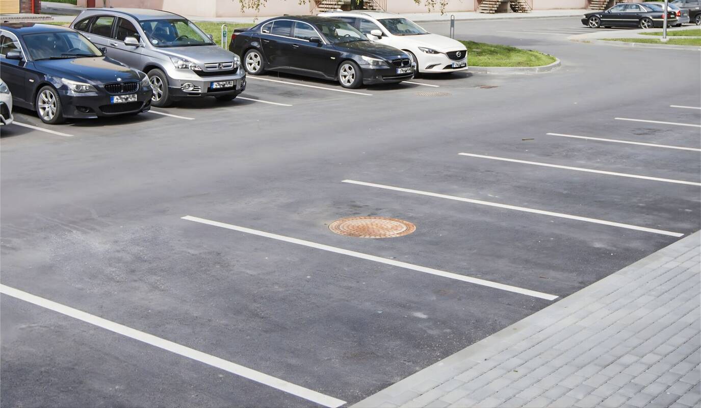 Automobilių stovėjimo aikštelė