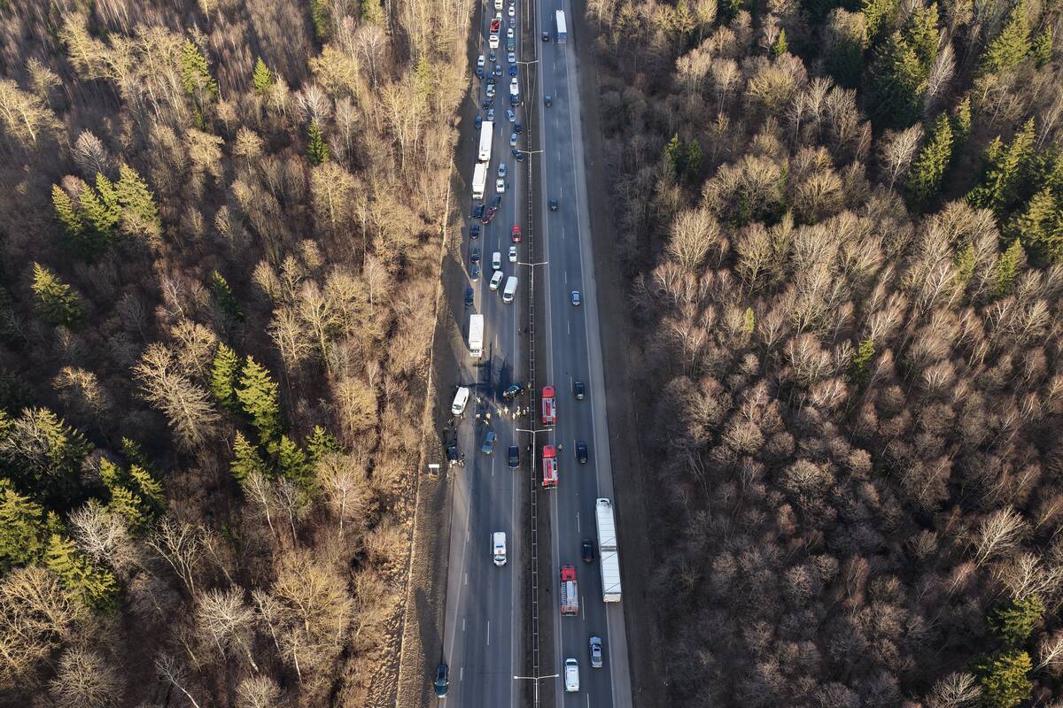 Magistralėje – penkių automobilių avarija