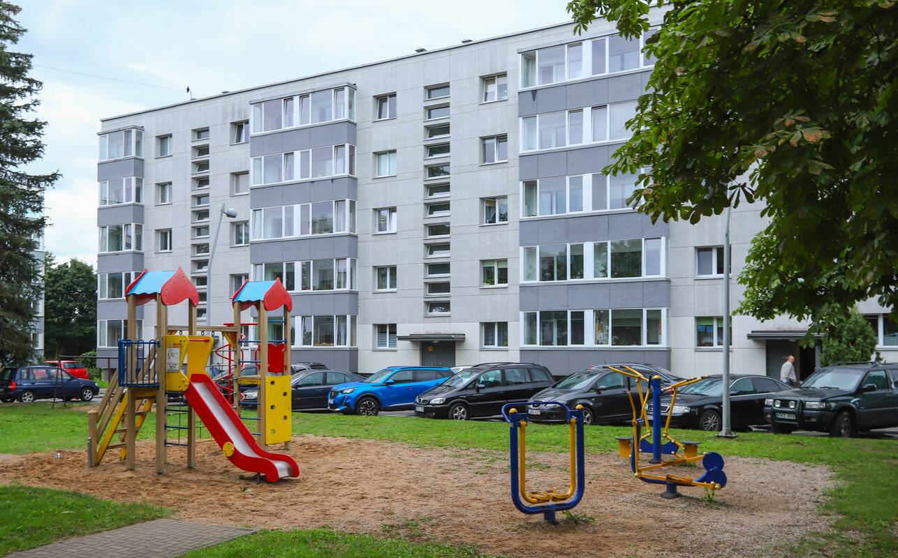 
<span>Šilumos kainų šuolis: išryškėjo didžiuliai skirtumai tarp renovuotų ir nerenovuotų namų</span>
