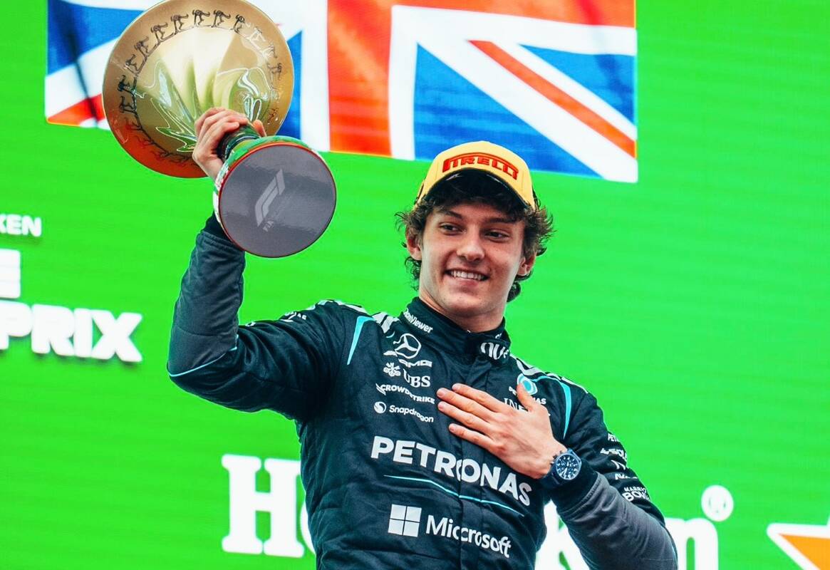 Jaunuolis: antrą „F1“ pasaulio čempionato etapą Kinijoje laimėjo devyniolikmetis K. Antonelli.